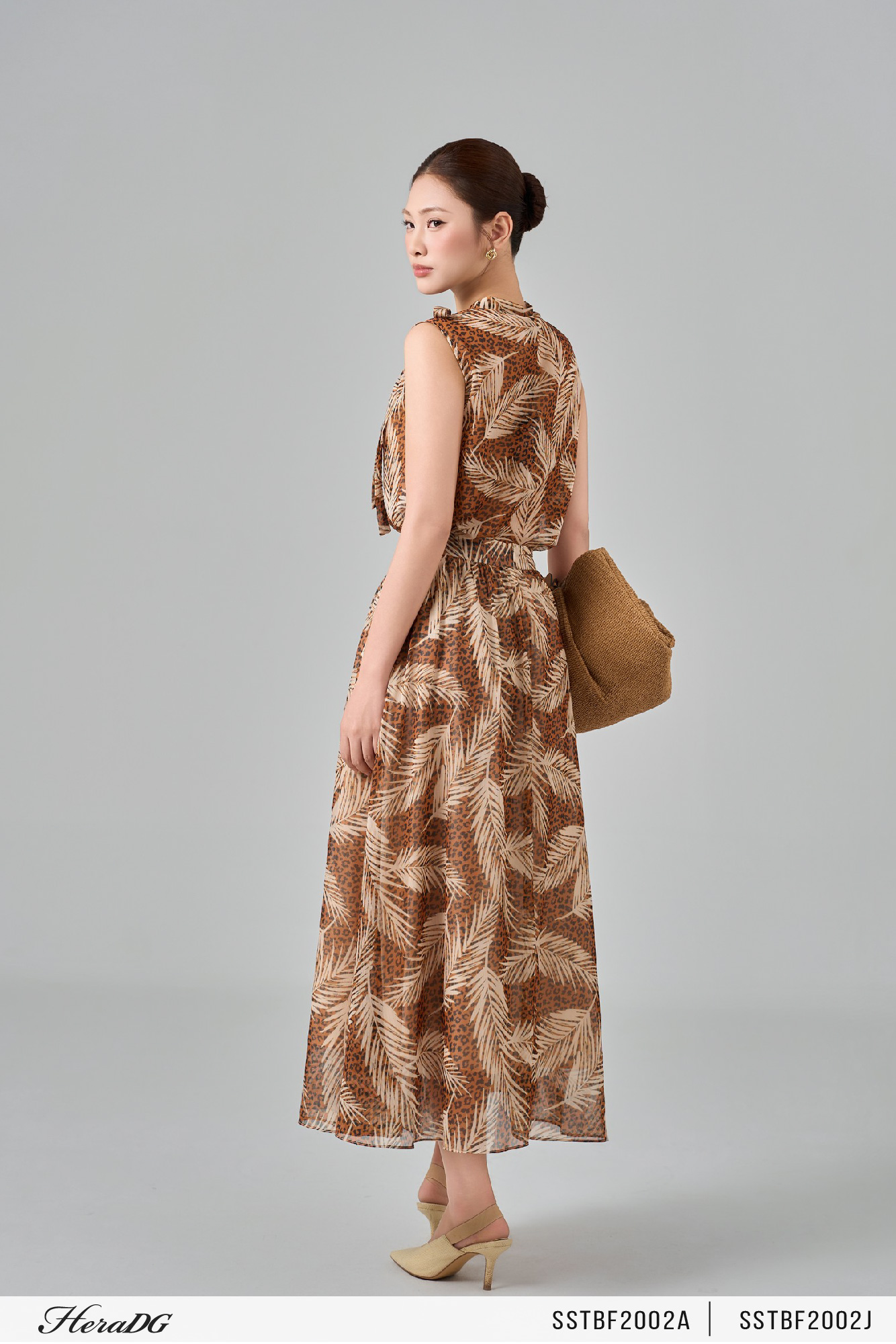 Ảnh của Chân váy xoè in hoạ tiết